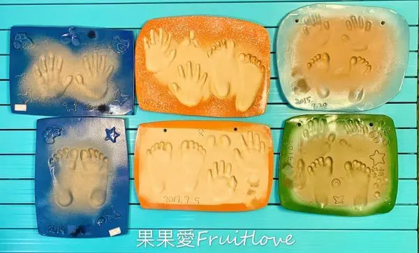 成長的紀錄，讓孩子累積到18歲的手腳印 ，毛孩也可以一起印喔    鶯歌老街  親子寵物友善