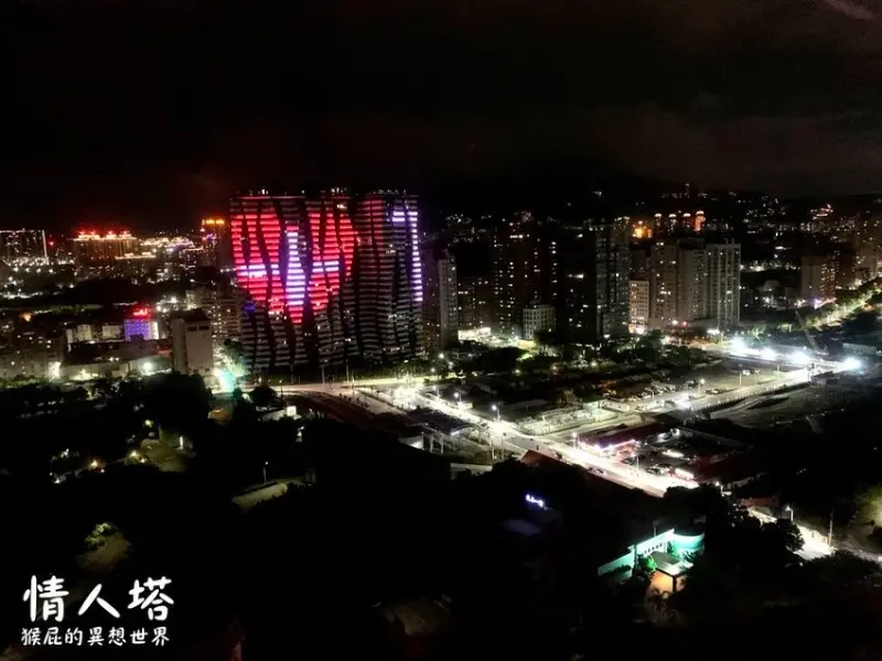 全台唯一360度旋轉觀景情人塔超級浪漫！台北百萬夜景！情人塔優惠門票Klook雙人票只要299元！