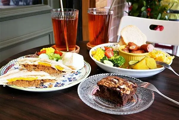 淡水早午餐-家家JIA JIA早午餐，以食物原型為料理早午餐餐廳，竹圍早午餐推薦首選，近竹圍捷運站