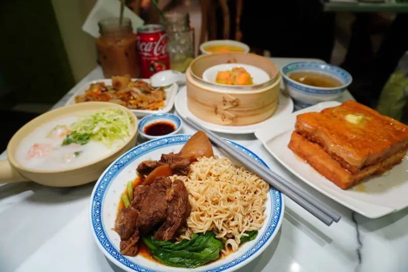 [旺芳茶餐廳] 台北遠百A13 港式飲茶茶餐廳- 百分百正統香港學茶餐廳口味 x 經典辣椒醬/ 信義區美食 興旺發達一代芳華