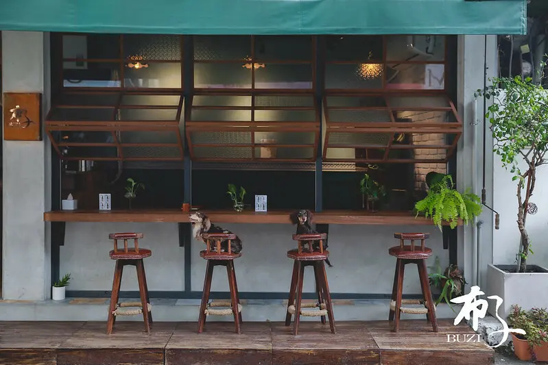 【大安區/永康商圈】彷彿巴黎左岸、上海法租界的街頭咖啡店-布子咖啡