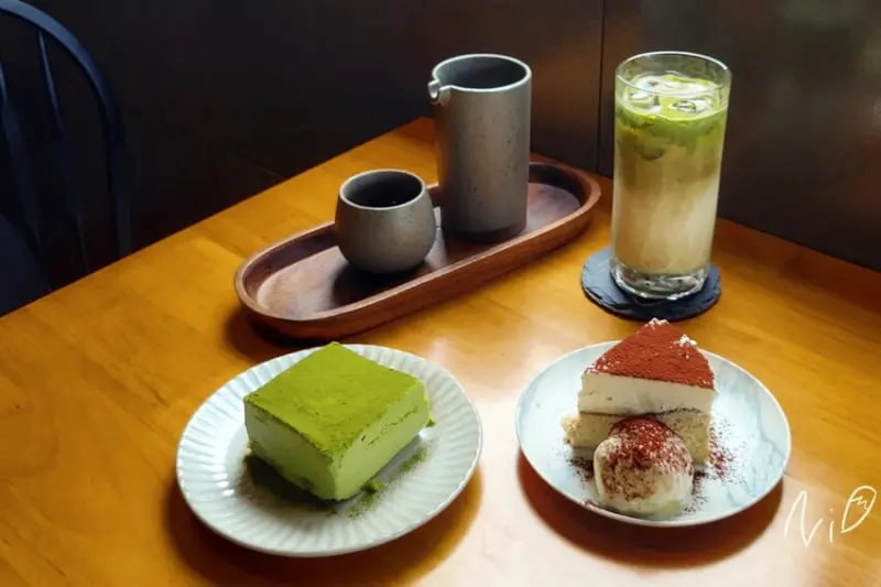 [嘉義朴子]穩咖啡wen cafe。抹茶咖啡拿鐵&提拉米蘇巴斯克乳酪蛋糕
