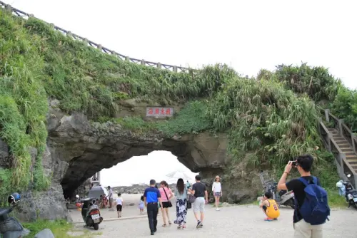 新北。石門。尋覓那驚奇的一刻 / 石門洞