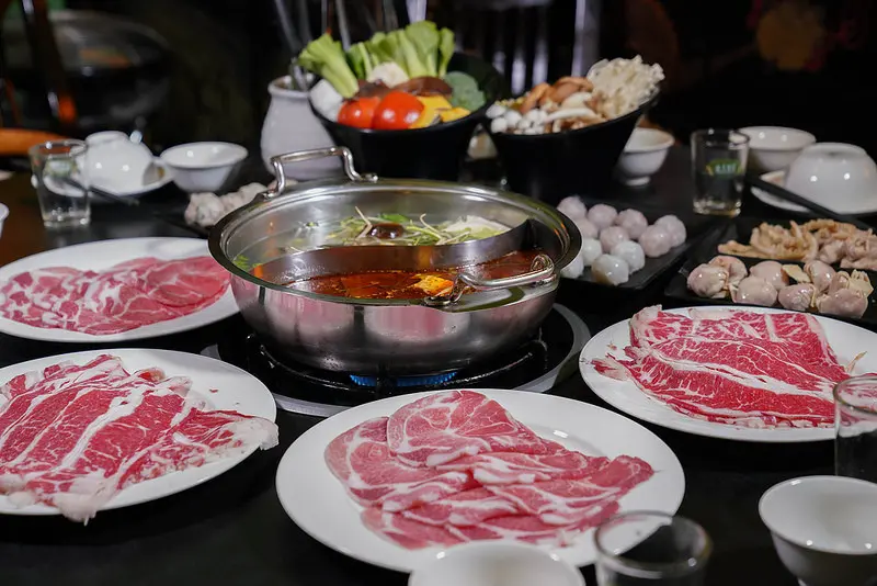 【台北火鍋】香港私宅打邊爐｜中山區｜台北麻辣火鍋｜咖哩鍋｜