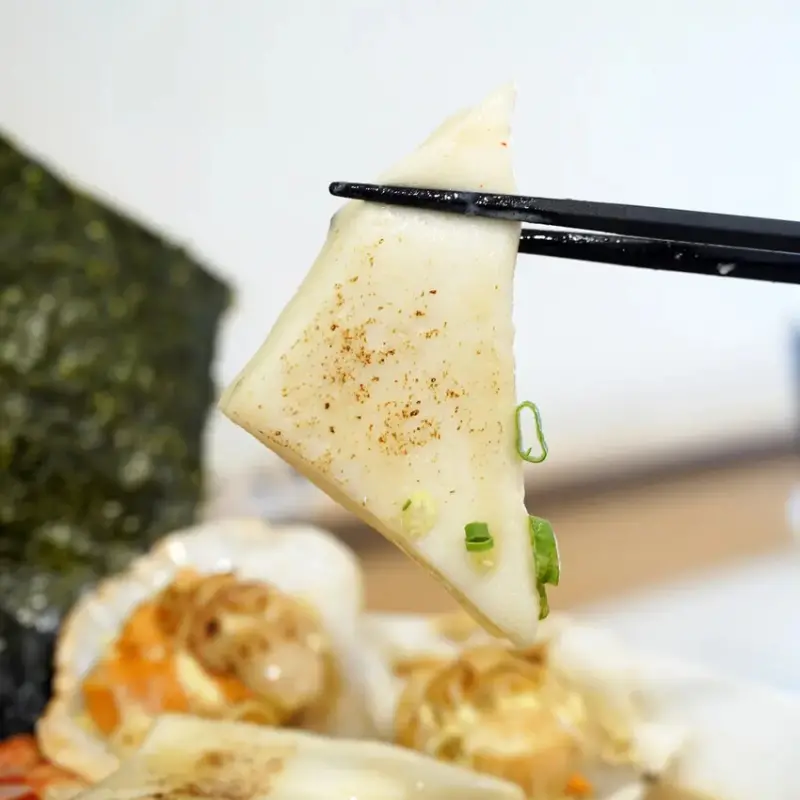 台南拉麵控看過來～超豐盛特盛豚骨拉麵、地獄麻辣叉燒乾拌麵，鶴