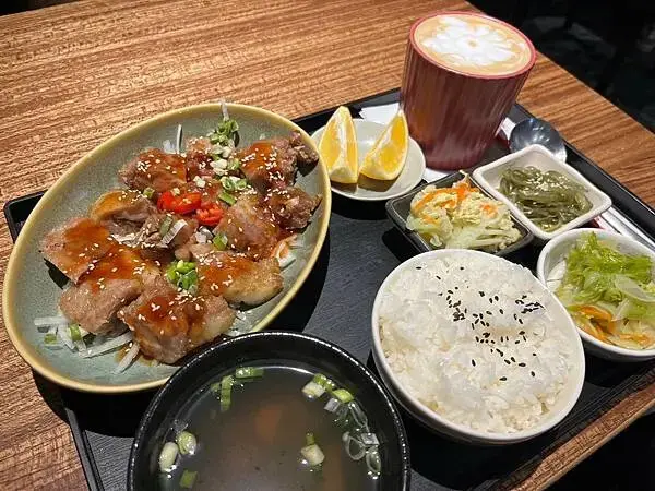 LINE_ALBUM_出國前的圖片_250209_131