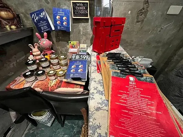 LINE_ALBUM_出國前的圖片_250209_92