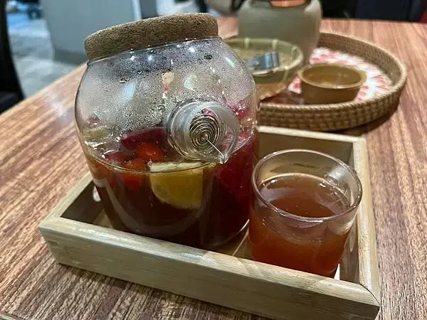 LINE_ALBUM_出國前的圖片_250209_100