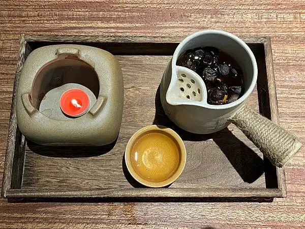 LINE_ALBUM_出國前的圖片_250209_129