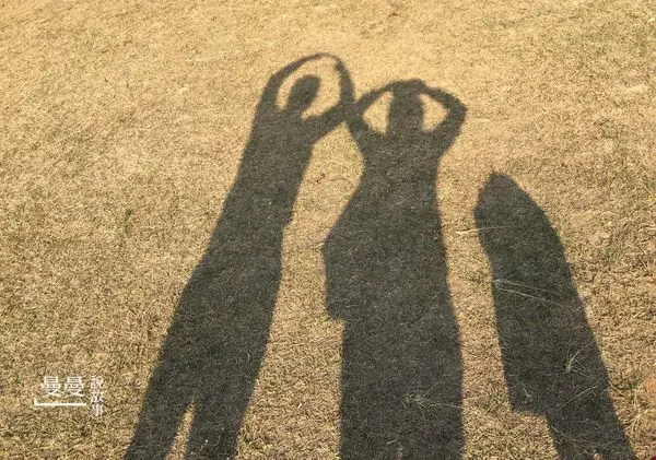 【景點】台中都會公園，溜小孩、放風箏、野餐、生態池、婚紗攝影好去處