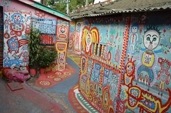 漫步老眷村裡的彩虹國度~~彩虹眷村(彩虹藝術公園)