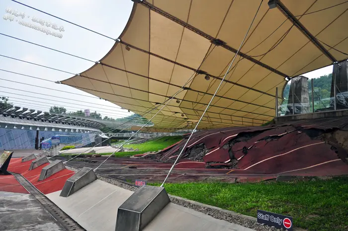 極具歷史意義的地震博物館：921地震教育園區