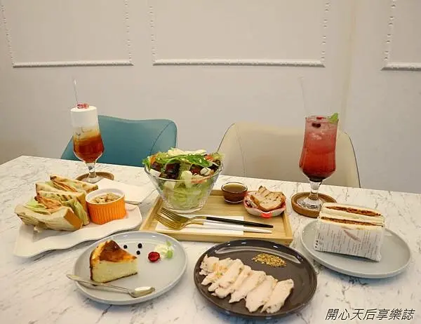 松山咖啡館『Fun心café』複合式咖啡館,手沖咖啡,現點現做輕食,共享空間租用、親子友善咖啡館推薦~