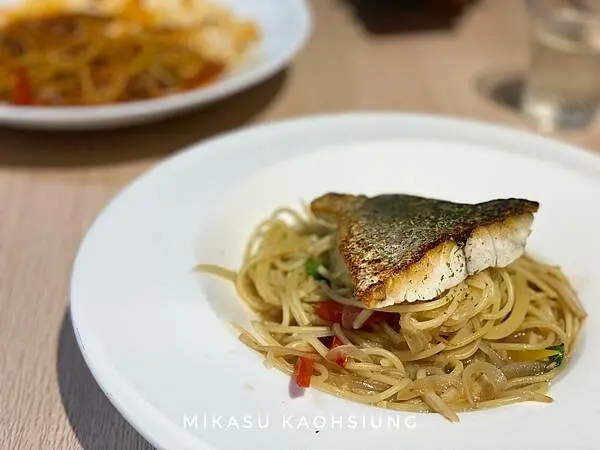 ∥高雄/食．鳳山∥Sharing義大利麵-焗烤-燉飯 ๑大明路美食 鄰近鳳新高中 鳳山平價義式餐廳推薦