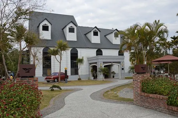 歐風建築裡品味紅茶香~~廖鄉長紅茶故事館