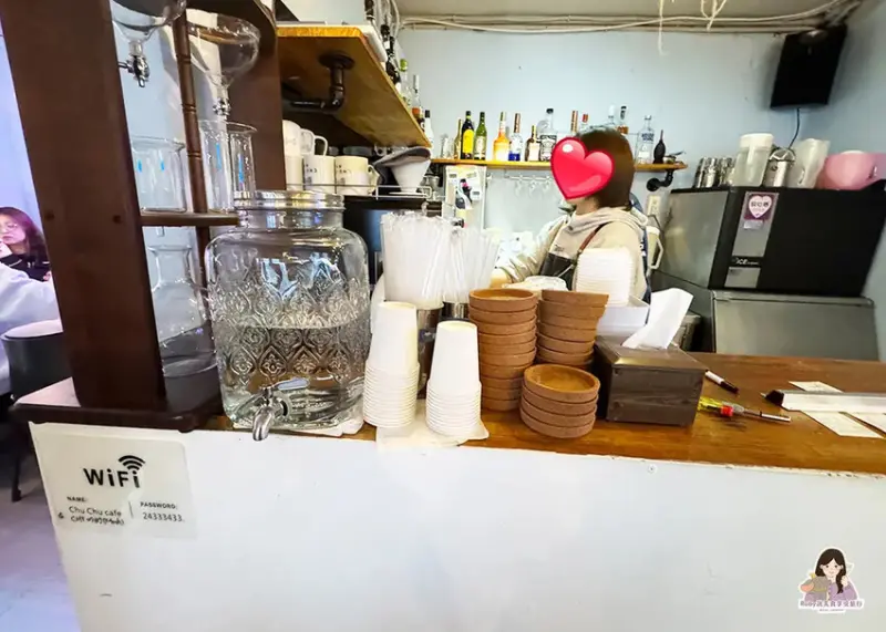 【基隆咖啡廳】啾啾咖啡-外木山附菜單，鬆餅現點現烤，香濃又酥