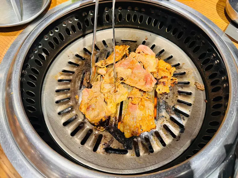 [台北-信義] 阿豬媽韓式烤肉吃到飽 | 韓式美味任意烤，讓