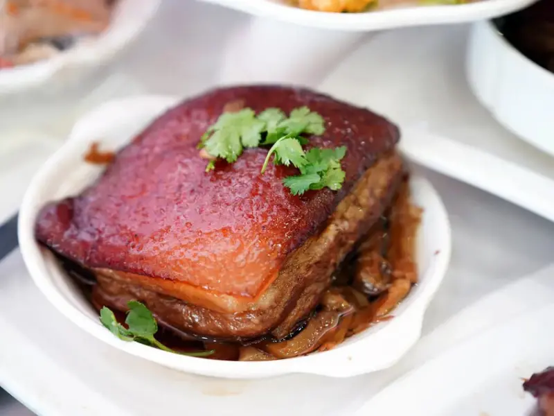 高雄展覽館尾牙宴│龍蝦、石斑、佛跳牆澎湃饗宴│交給屏東潮州聞