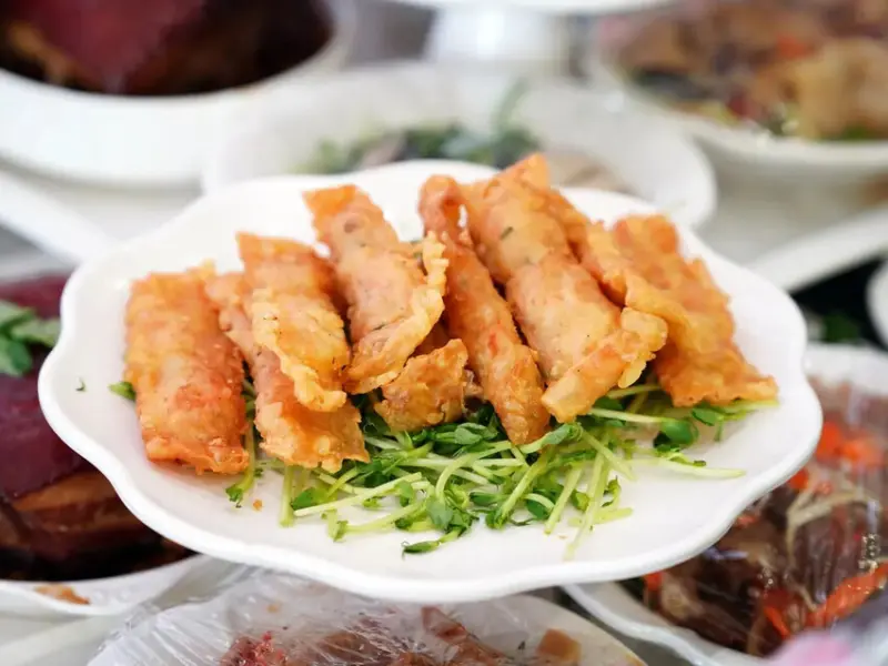 高雄展覽館尾牙宴│龍蝦、石斑、佛跳牆澎湃饗宴│交給屏東潮州聞