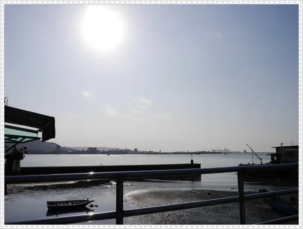 【淡水】Ancre café 安克黑咖啡－當甜甜圈烙上了船錨圖案，沒想到好看又好吃呀！                
      