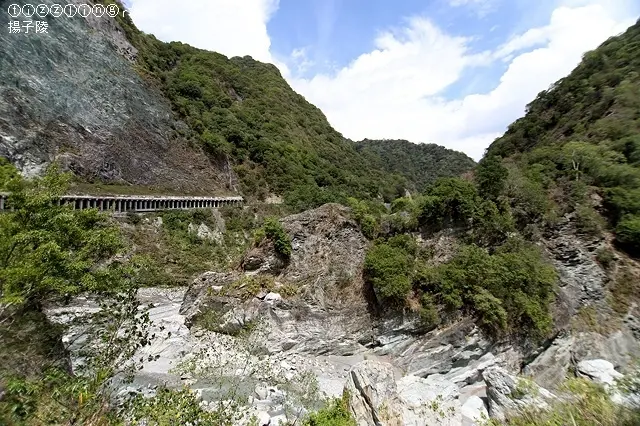 2020夏戀花蓮第三天｜白楊步道水濂洞｜天祥遊憩區｜天祥明山號餐廳｜長春祠～