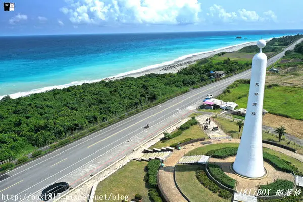 【花蓮。豐濱】靜浦北迴歸線界標。北緯23.5度。臨海台11線公路白色巨大界標