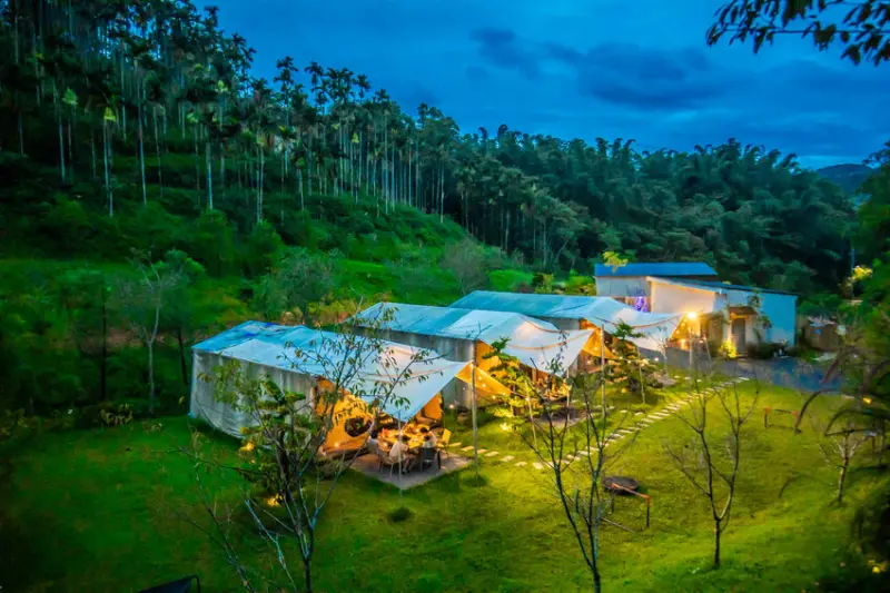 南投縣埔里鎮葉子祕境森林系Villa｜免準備人到就可以啦！藏身深山秘境中的豪華懶人露營，寵物友善