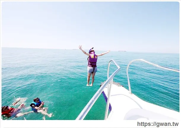 [澎湖景點●白沙鄉] 後寮大白沙嶼--無人祕境浮潛♪英勇跳水、悠游海裡世界☆
