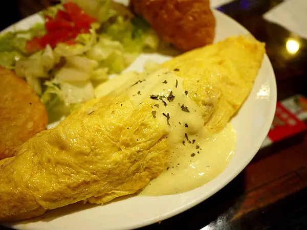 【食記】台北*東區。Aniki 阿尼基美式餐廳*CP高大推