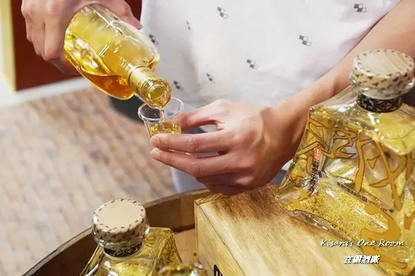 宜蘭旅遊．金光美酒．台灣的黃金工藝──甲子蘭酒文物館／黃金形象館