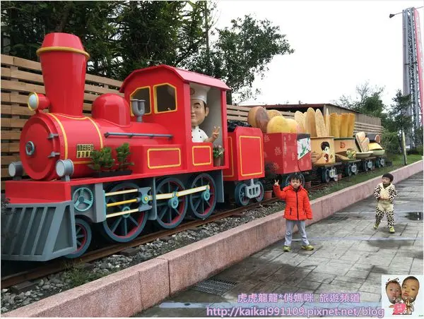 『宜蘭景點x蘇澳觀光工廠』好吃x好玩x又好拍x宜蘭餅diy~喜氣洋洋x宜蘭餅發明館!