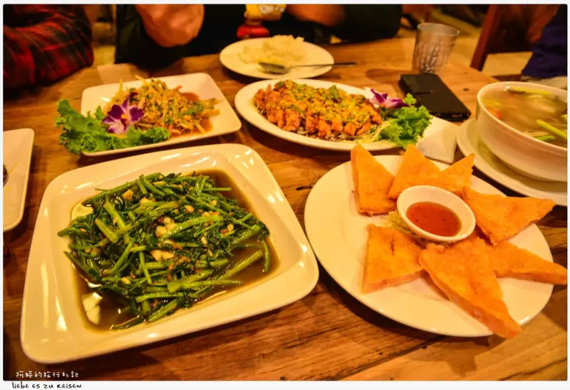 ｜高雄‧左營｜用餐也能享受滿滿的異國風情，新泰城泰雲料理（大順店）