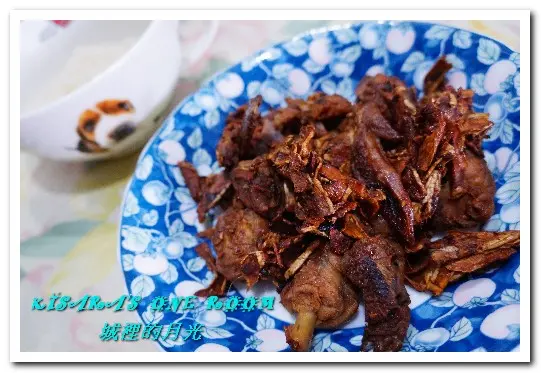 高雄土雞料理．在家就能夠品嘗的三杯雞雙饗好味──城裡的月光        
      