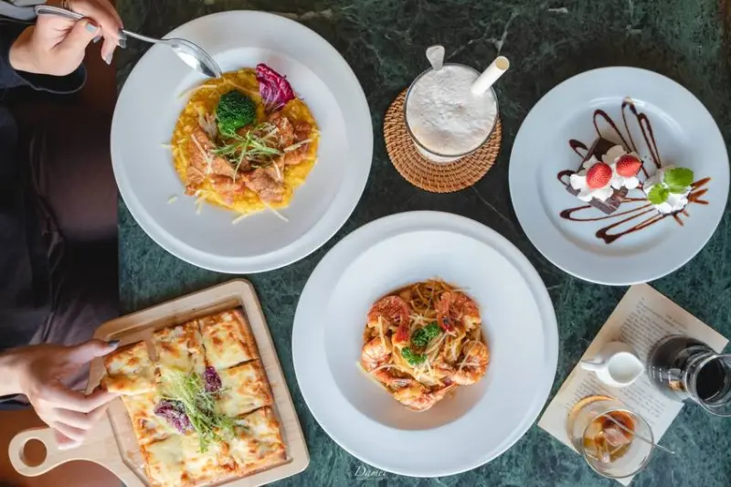 高雄左營｜美國夏威夷毛伊咖啡館-老咖啡館獨特風味，冰滴咖啡深得我心