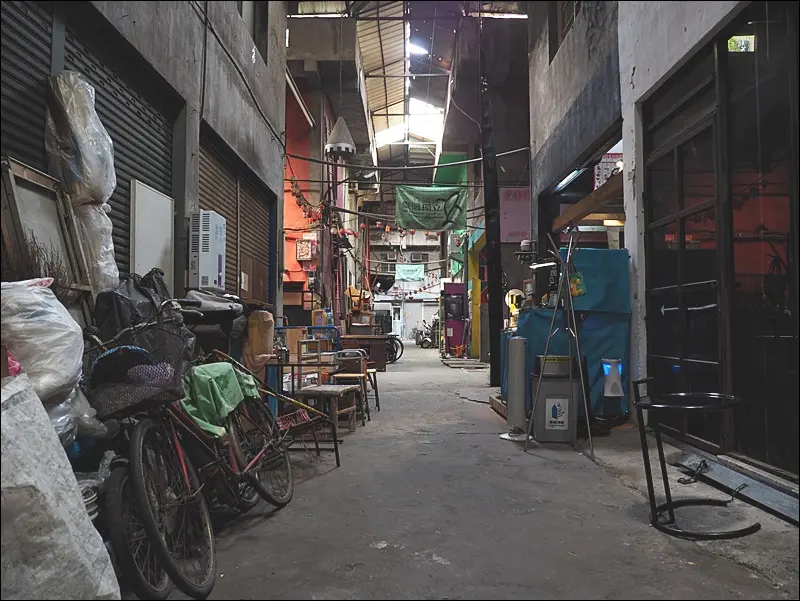 [台中景點] 忠信市場 國美館旁的文創新市集 許多文青商店進駐讓舊市場充滿生命力
