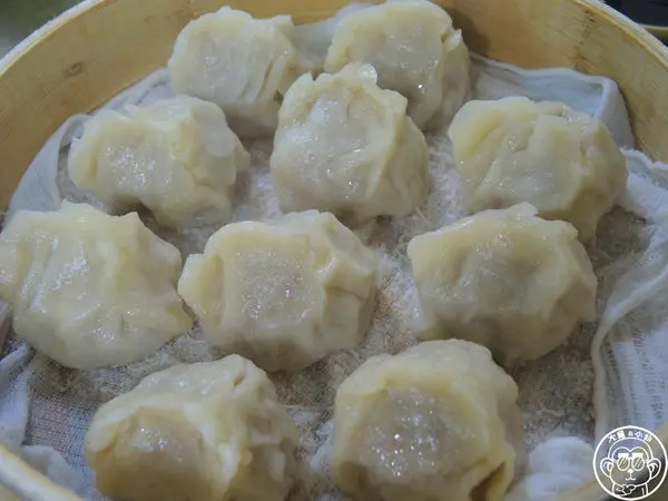 呷飽祙【高雄･許記蒸餃】食尚玩家推薦              