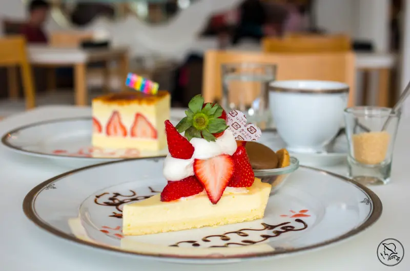 下午茶·食話食說｜Arrow Tree亞羅珠麗，鑽石般閃耀的日式蛋糕草莓塔，一年四都吃得到新鮮草莓蛋糕/統一阪急美食/信義區/市府站/