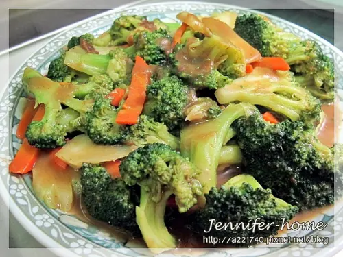 [美食.邀約] 咖哩巨匠．小魔女咖哩調理包