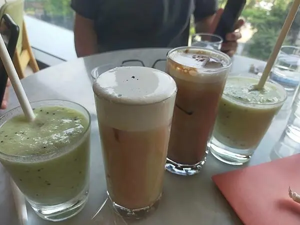 台北松山文創園區~誠品生活館3樓eslite café松菸店~盛夏避暑好悠閒~