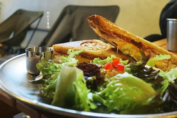 Naturdise戶外裝備咖啡廳｜Nature Paradise，在台北就可以露營！還可以吃到美味的餐點、咖啡還有甜點～大安區露營主題咖啡廳！