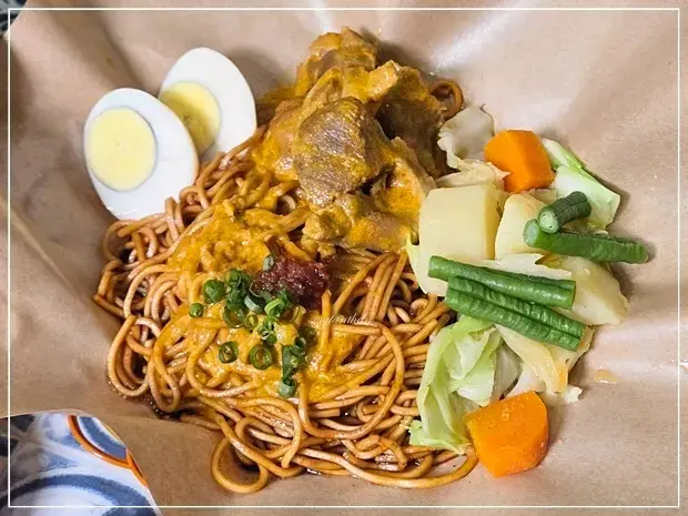 台中市北區【北區】 麻坡郎南洋風味小館｜台中咖哩叻沙的天花板，感受道地南洋滋味！