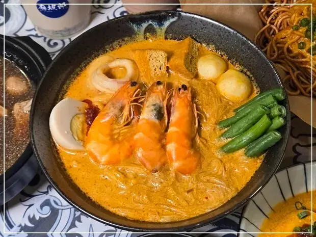 台中市北區【北區】 麻坡郎南洋風味小館｜台中咖哩叻沙的天花板，感受道地南洋滋味！