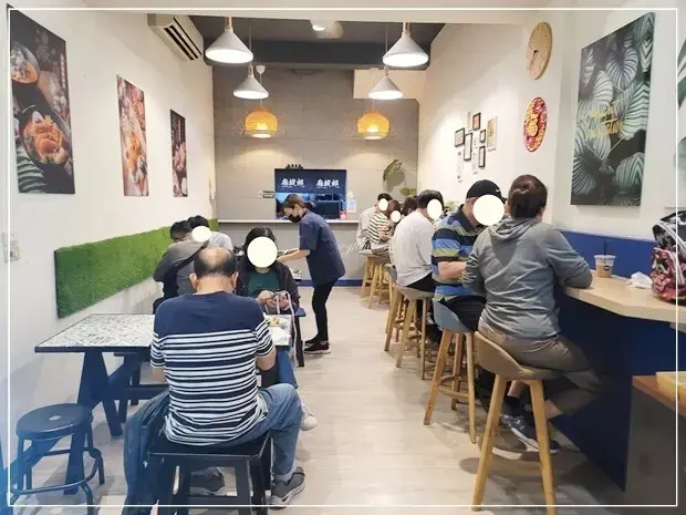 台中市北區【北區】 麻坡郎南洋風味小館｜台中咖哩叻沙的天花板，感受道地南洋滋味！