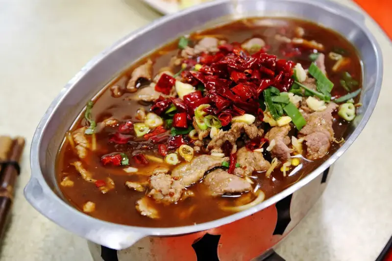 三街海鮮屋，桃園在地人狂推的平價熱炒海鮮，這家真的好猛⋯隨便