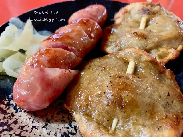 【高雄美食小吃】廖家黑輪｜大腸包小腸、烤黑輪片、關東煮，各項夜市美味一次享受
