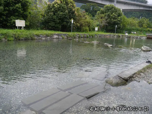 【宜蘭。南澳】夏季免費戲水景點  16度C湧泉透心涼-東岳湧泉