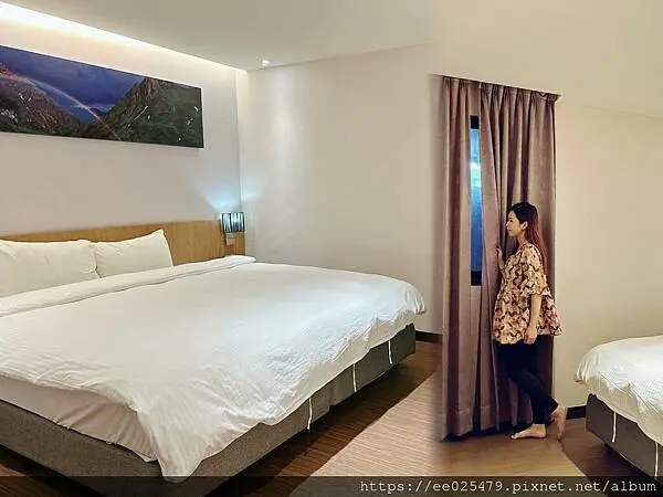 高雄住宿推薦 夏日輕旅行,就住捷運站附近的佑煦行旅吧～