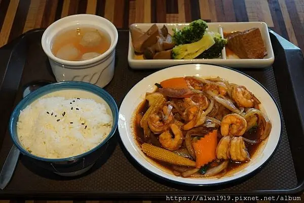 【新竹聚餐推薦】在地人私藏！新竹必吃客家料理，幸福客家麵食館