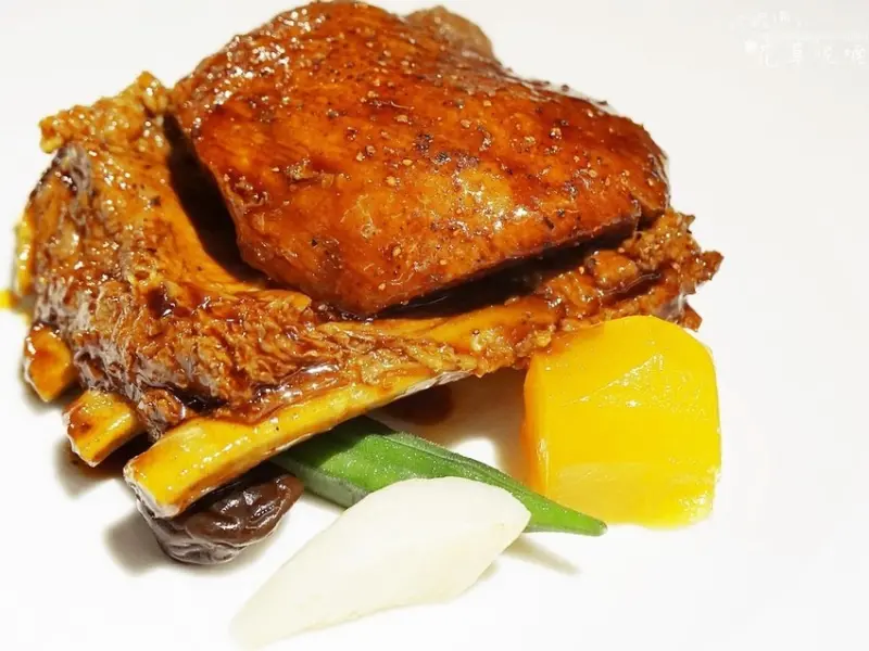 【高雄-新興區】好吃的香烤豬大排「王品牛排」高雄中正店