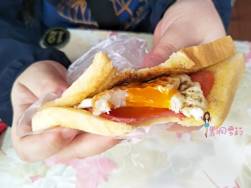 【食記】高雄／新興「老江紅茶牛奶」．古早味紅茶/60年老店〃捷運美麗島站